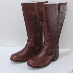 UGG Dahlen Leather Boots NIB Women's 12 1006043
